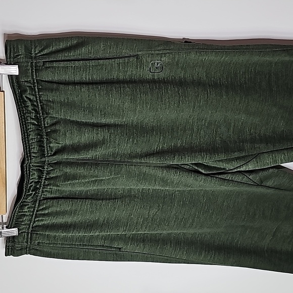 And1 large olive green athletic joggers - Picture 2 of 7